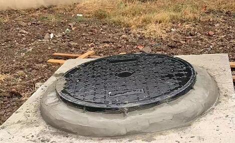 manhole cover