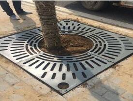 tree grating